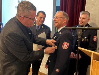 Ehrung für 40-jähriges Engagement in der Freiwilligen Feuerwehr